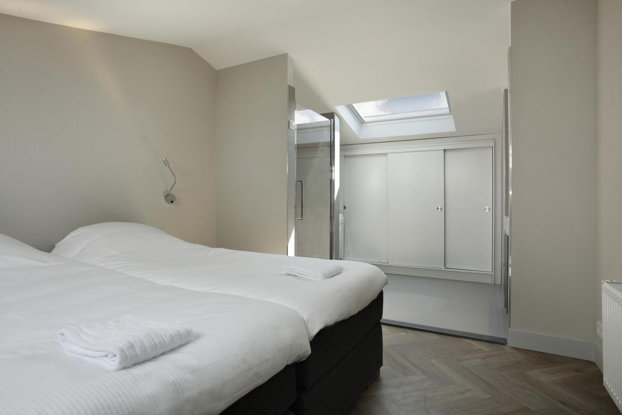 Stayci Serviced Apartments Westeinde The Hague Room photo